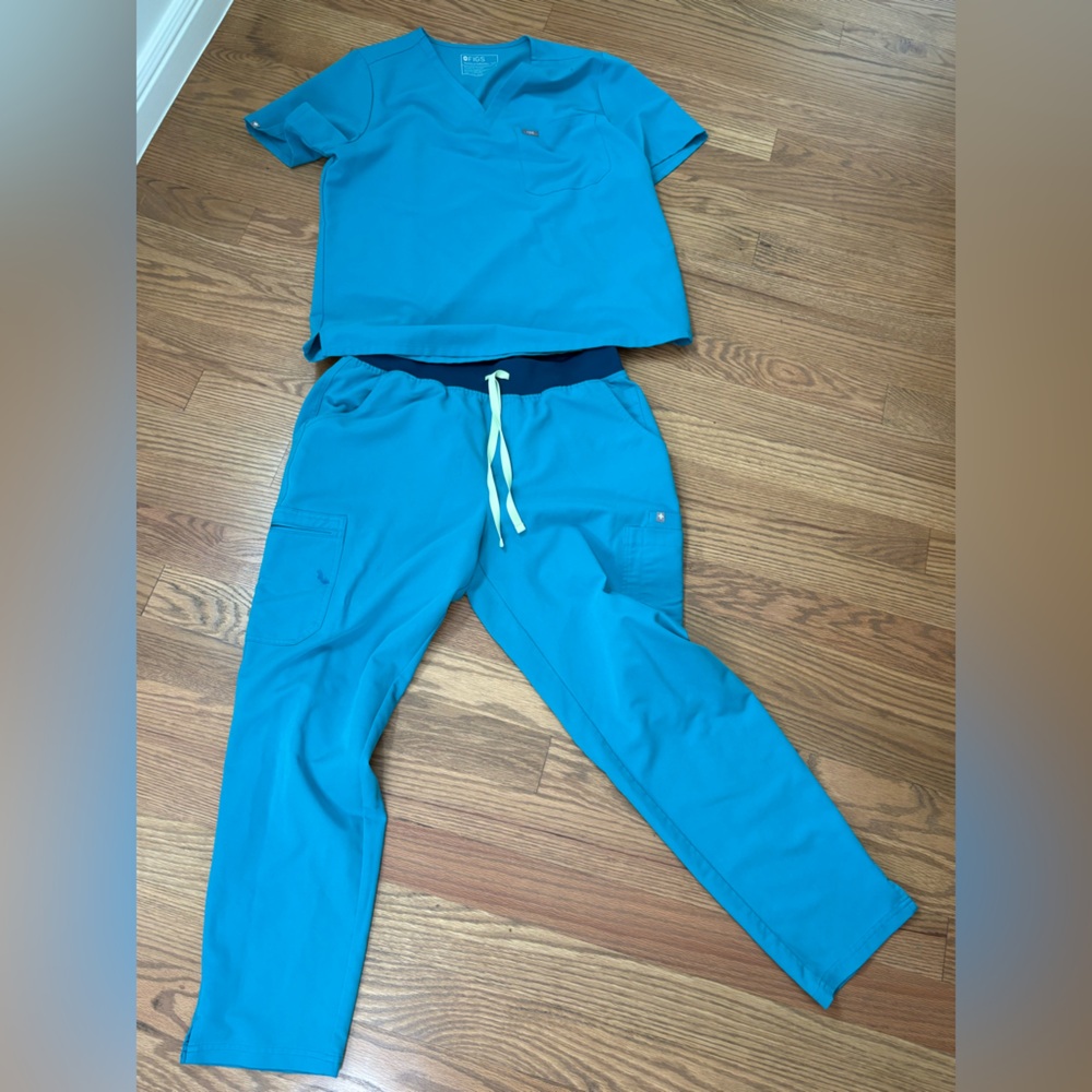 Figs Teal scrubs